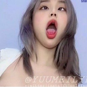 onlyfans付费观看的反差女神（linhicute）发布劲爆视频77部合集 [77v-2.2G]